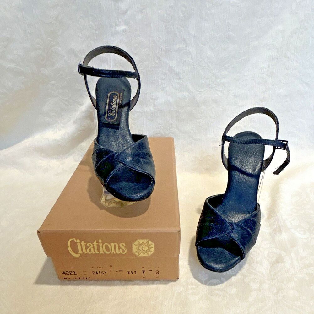 Vintage Citations "Daisy" Navy Leather Heeled Sandals Open Toe Size 7 S With Box